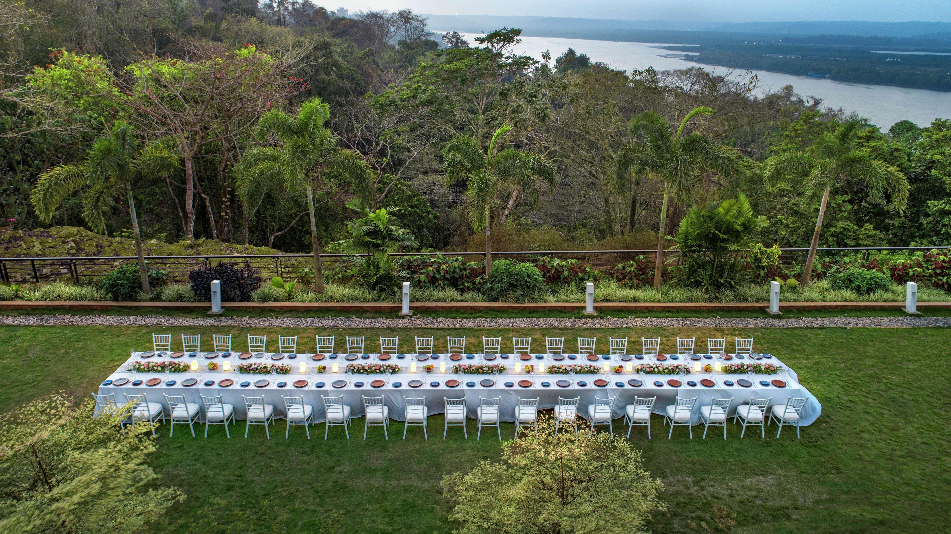 Hotel Doubletree By Hilton Goa - Panadží Exteriér fotografie